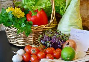 Viel Obst und Gemüse in den Speiseplan einbauen!