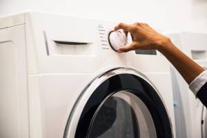 Tipp: Wäsche möglichst heiß waschen.